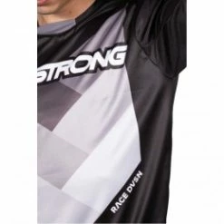 Marque Maillot StayStrong® Chevron KID - Noir -Bicycle Accessories Soldes Magasin maillot staystrong r chevron kid noir 3